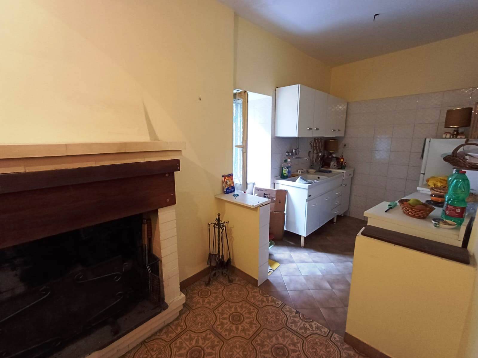 Appartamento in vendita a Caprarola, Centro storico