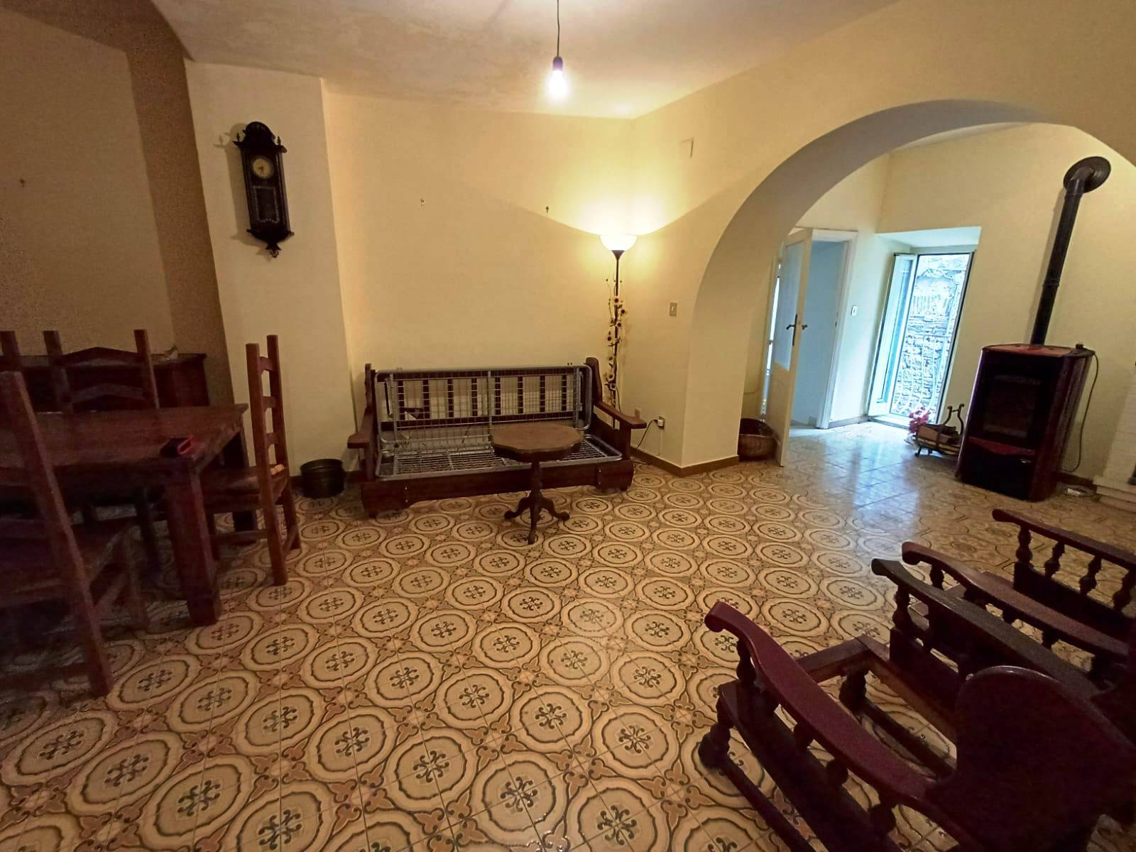 Appartamento in vendita a Caprarola, Centro storico