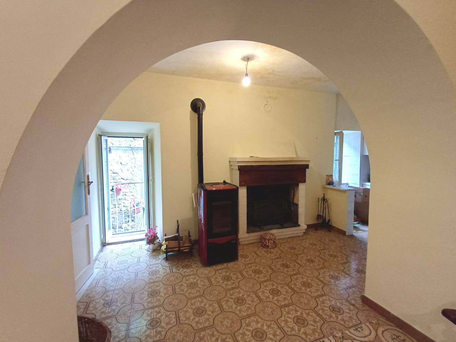 Appartamento in vendita a Caprarola, Centro storico