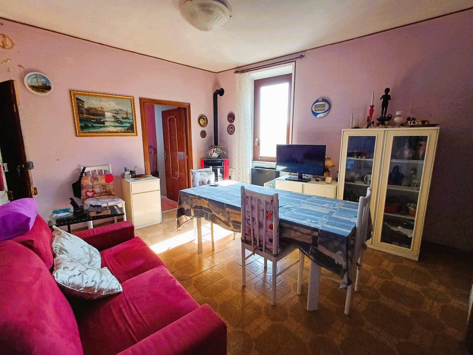 Appartamento in vendita a Caprarola, Centro storico