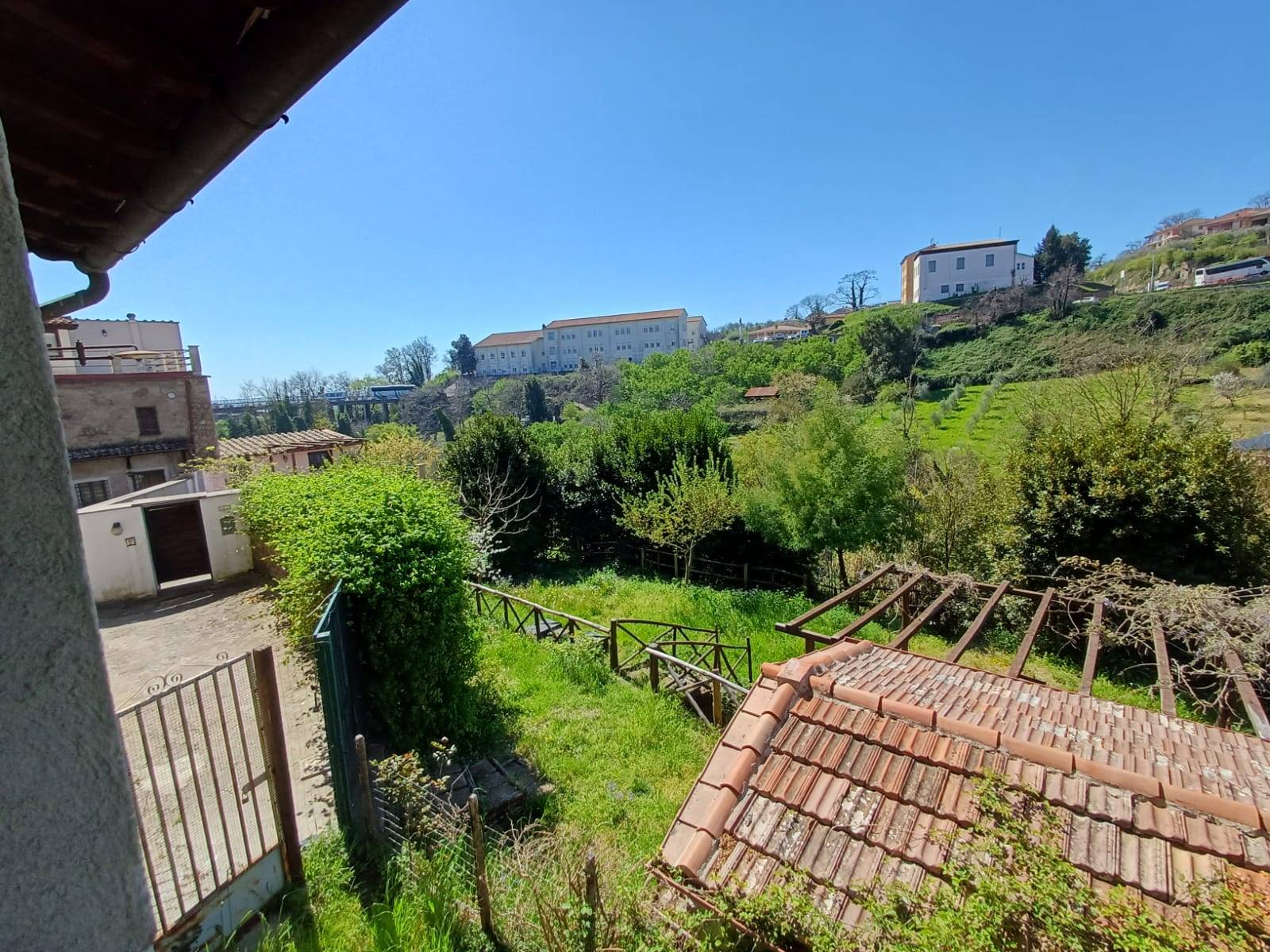 Casa cielo/terra in vendita a Caprarola, Centro storico