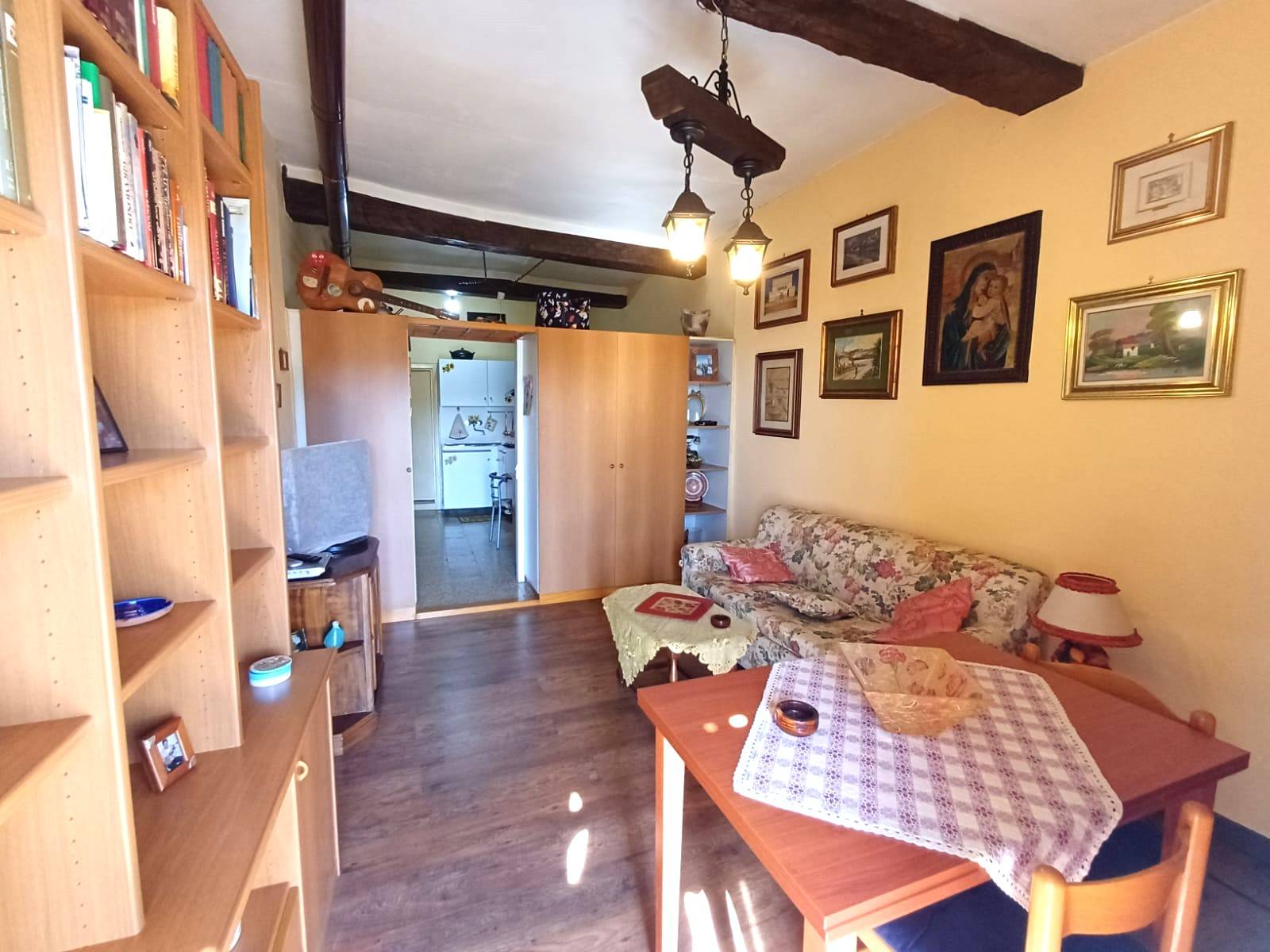 Appartamento in vendita a Caprarola, Centro storico