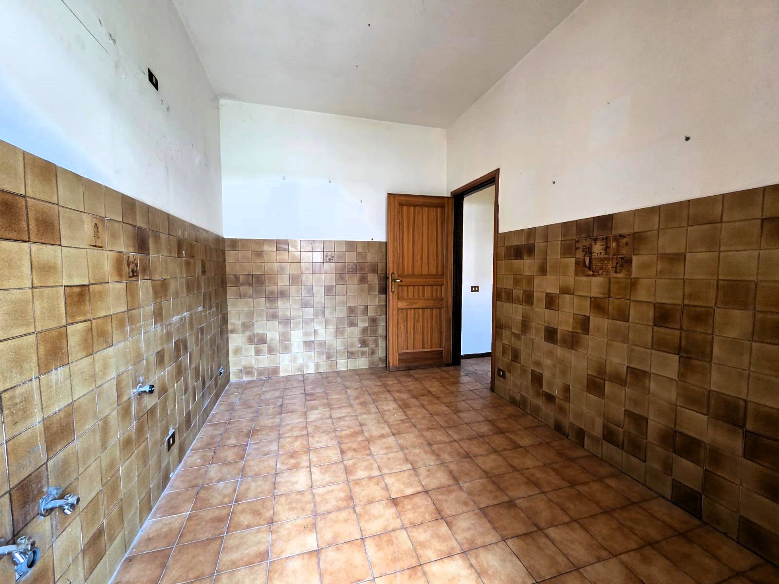 Casa cielo/terra in vendita a Caprarola