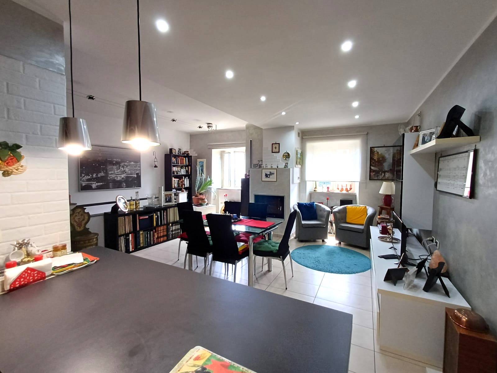 Appartamento in vendita a Caprarola, Centro storico