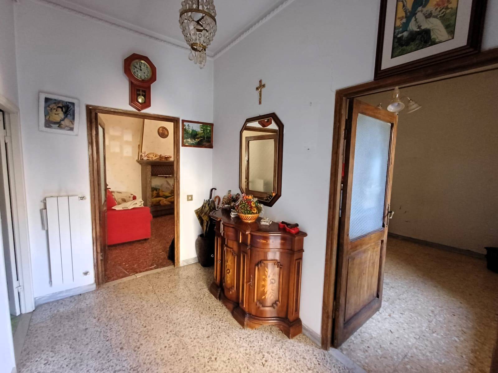 Appartamento in vendita a Caprarola, Centro storico