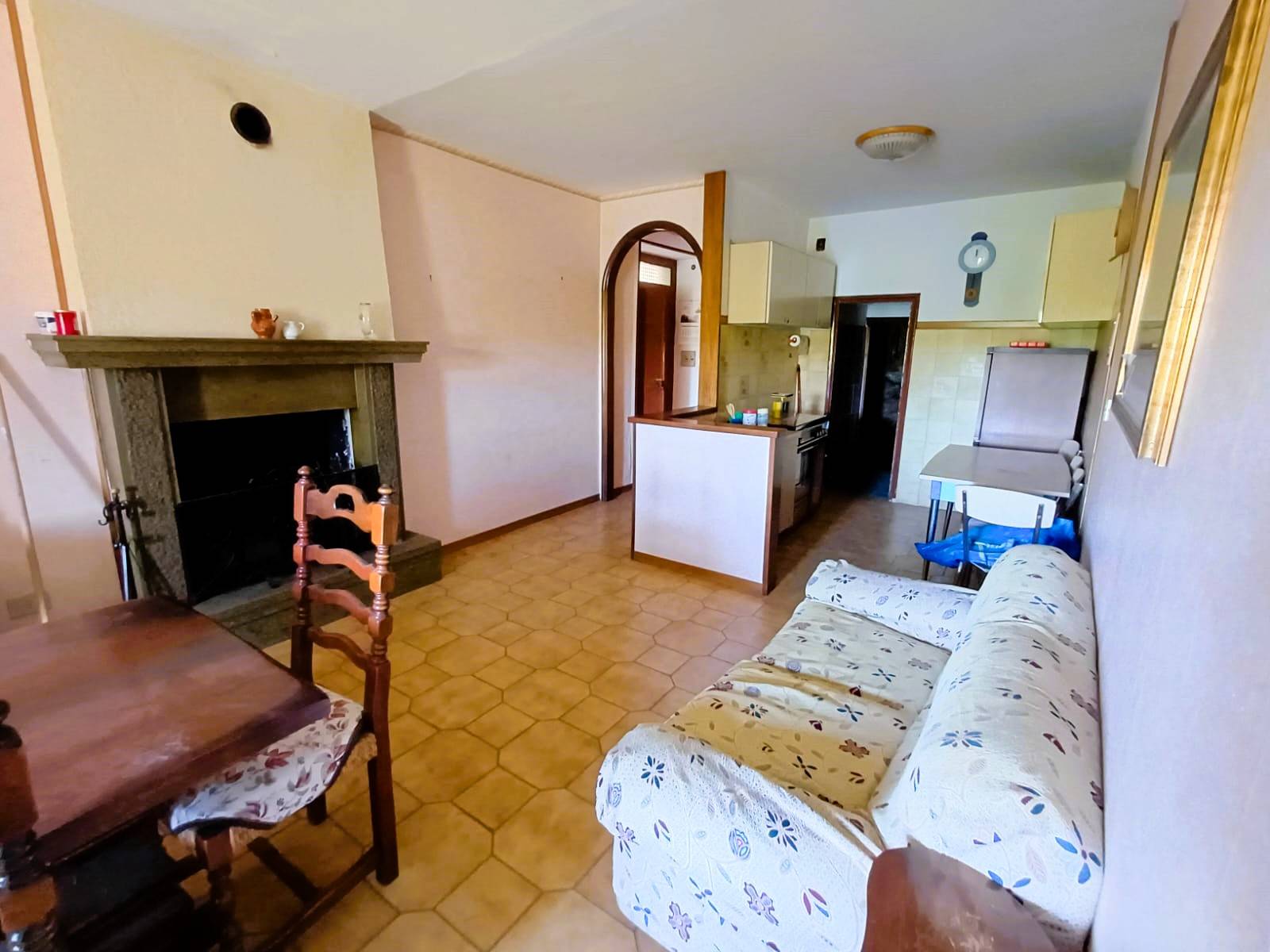 Appartamento in vendita a Caprarola, Centro storico