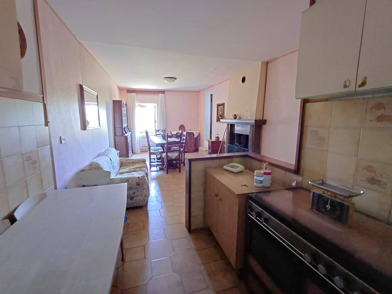 Appartamento in vendita a Caprarola, Centro storico