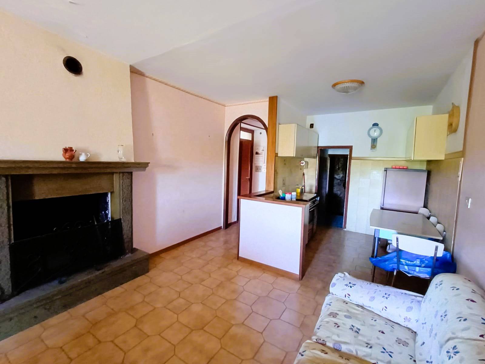 Appartamento in vendita a Caprarola, Centro storico