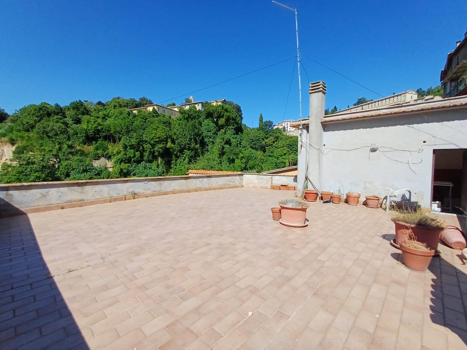 Casa cielo/terra in vendita a Caprarola, Centro storico