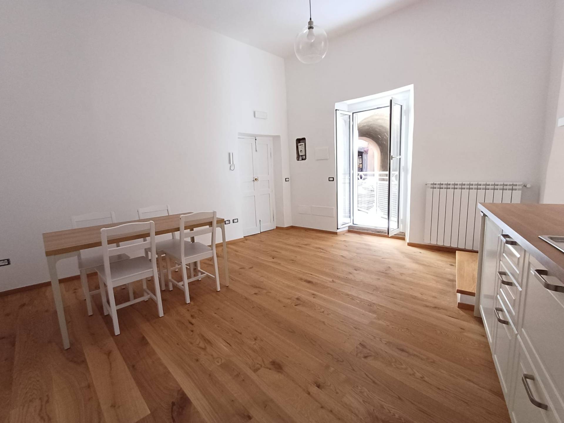 Appartamento in vendita a Caprarola, Centro storico