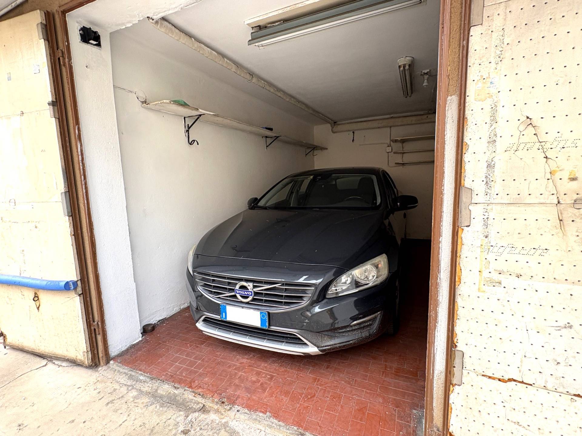 Box o garage in vendita a Venezia