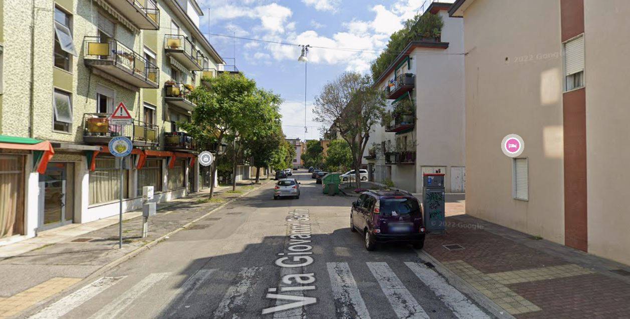 GARAGE in vendita a Venezia, Mestre
