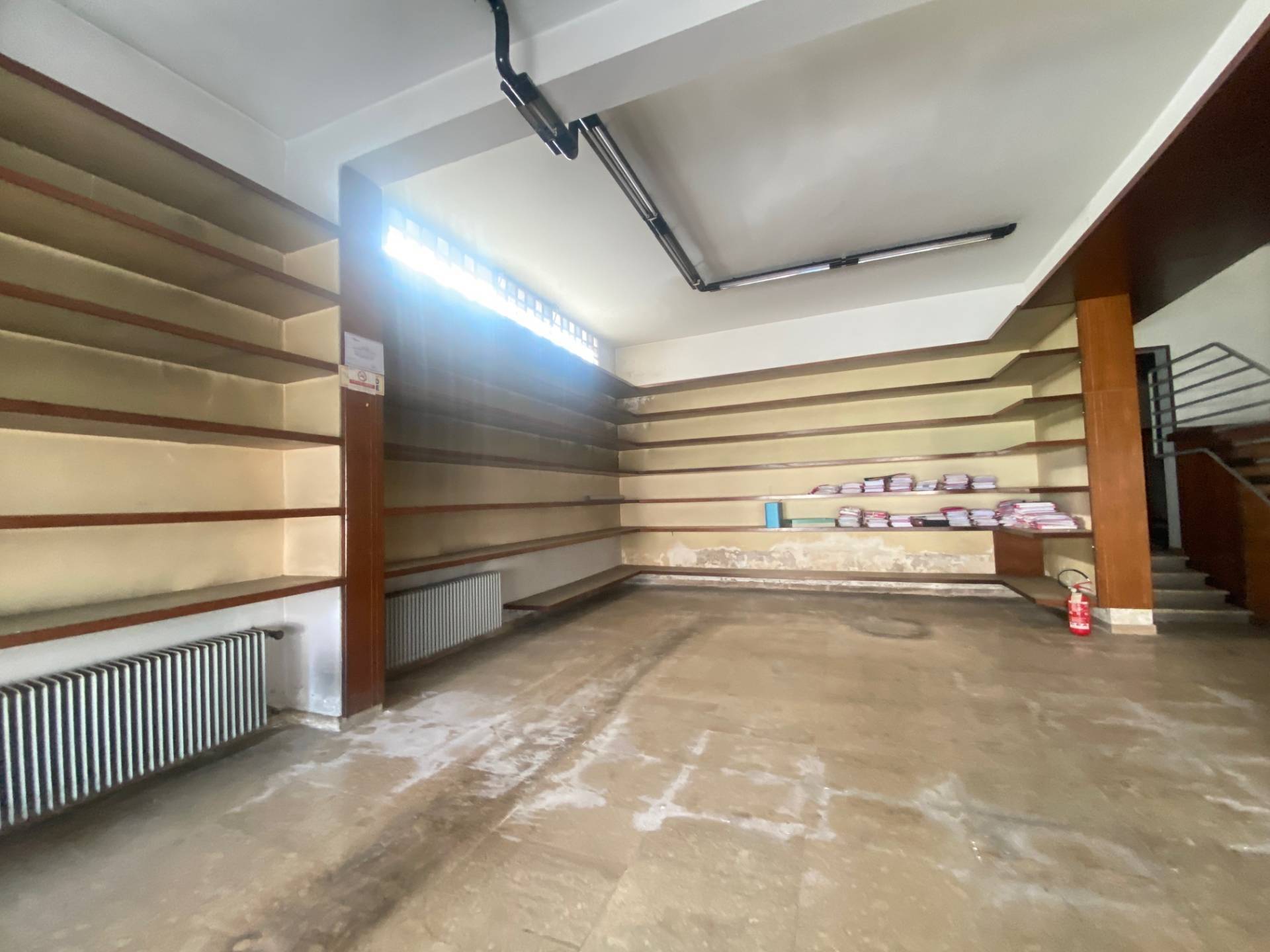 Locale commerciale in affitto a Venezia, Mestre