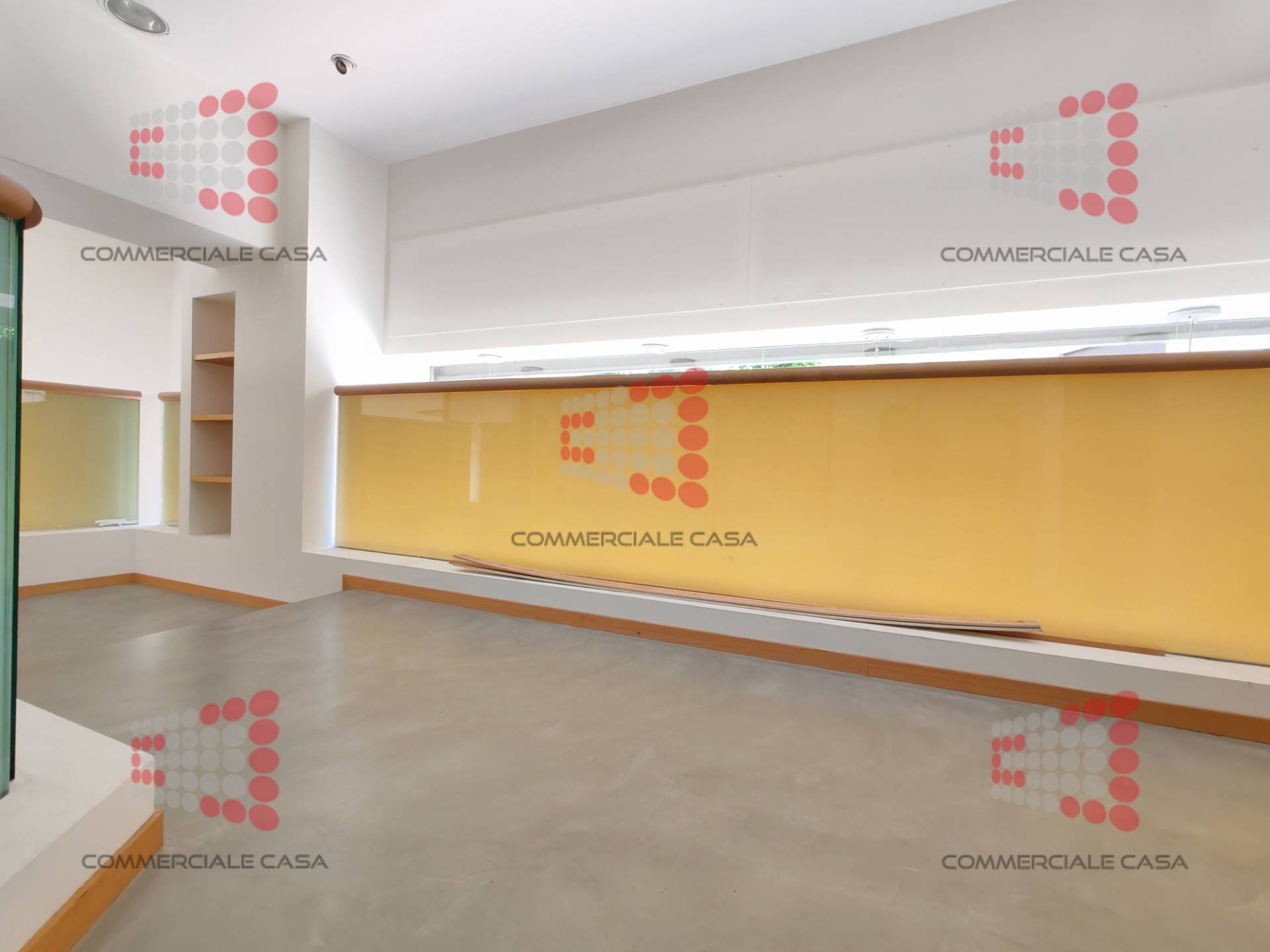 Locale commerciale in affitto a Venezia, Mestre