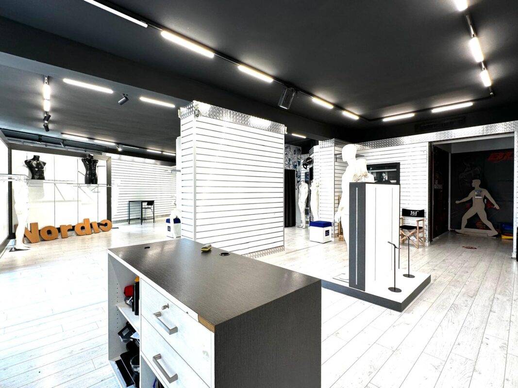 Locale commerciale in vendita a Martellago