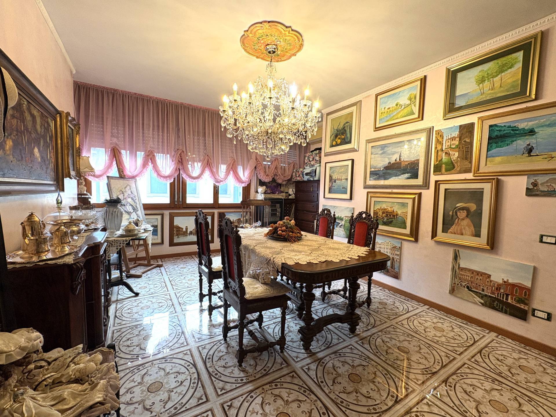 Appartamento in vendita a Venezia