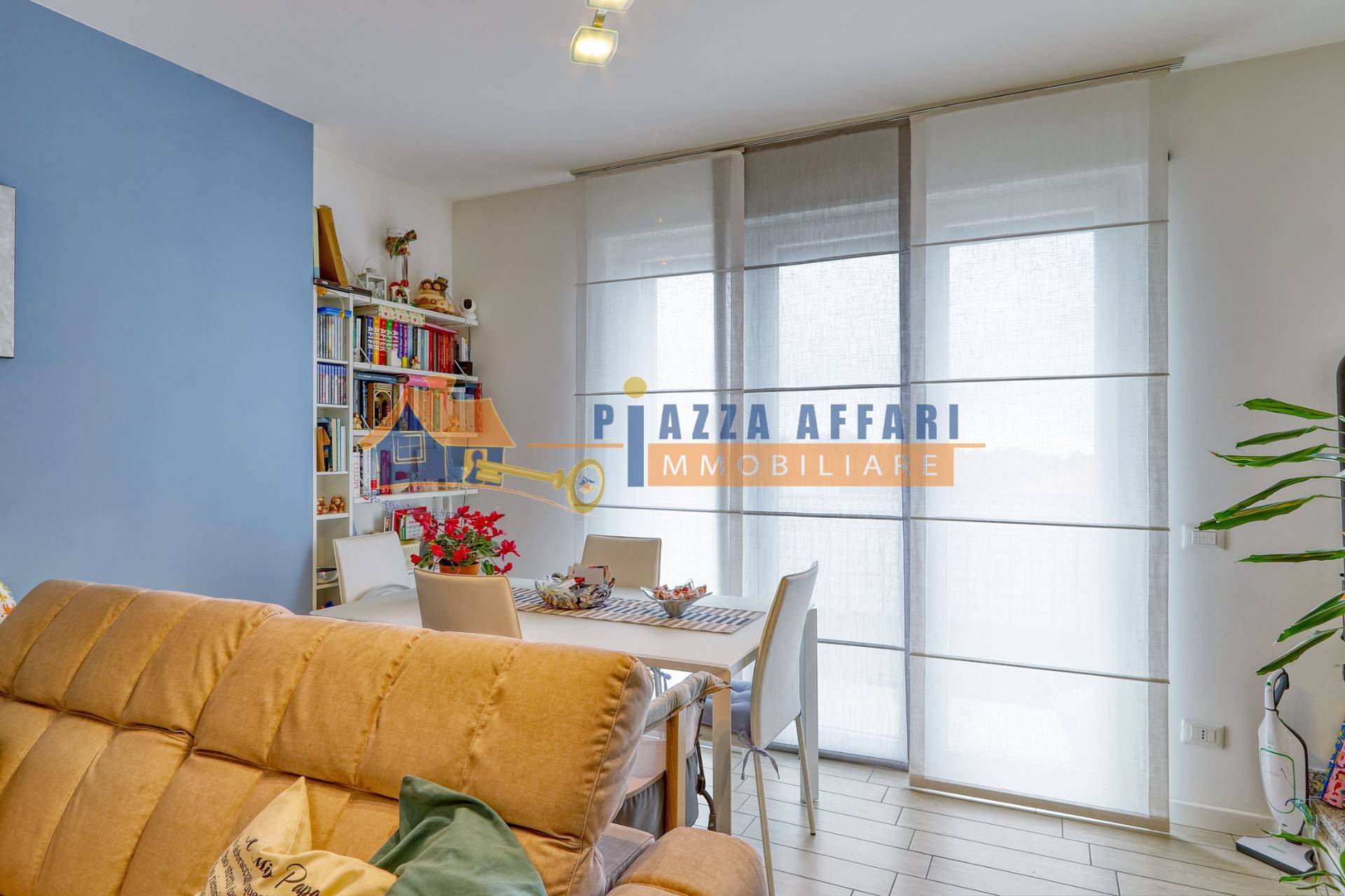 Appartamento in vendita a Carnago, Rovate