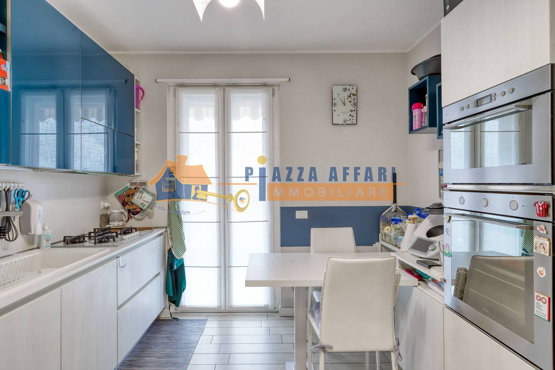 Appartamento in vendita a Carnago, Rovate