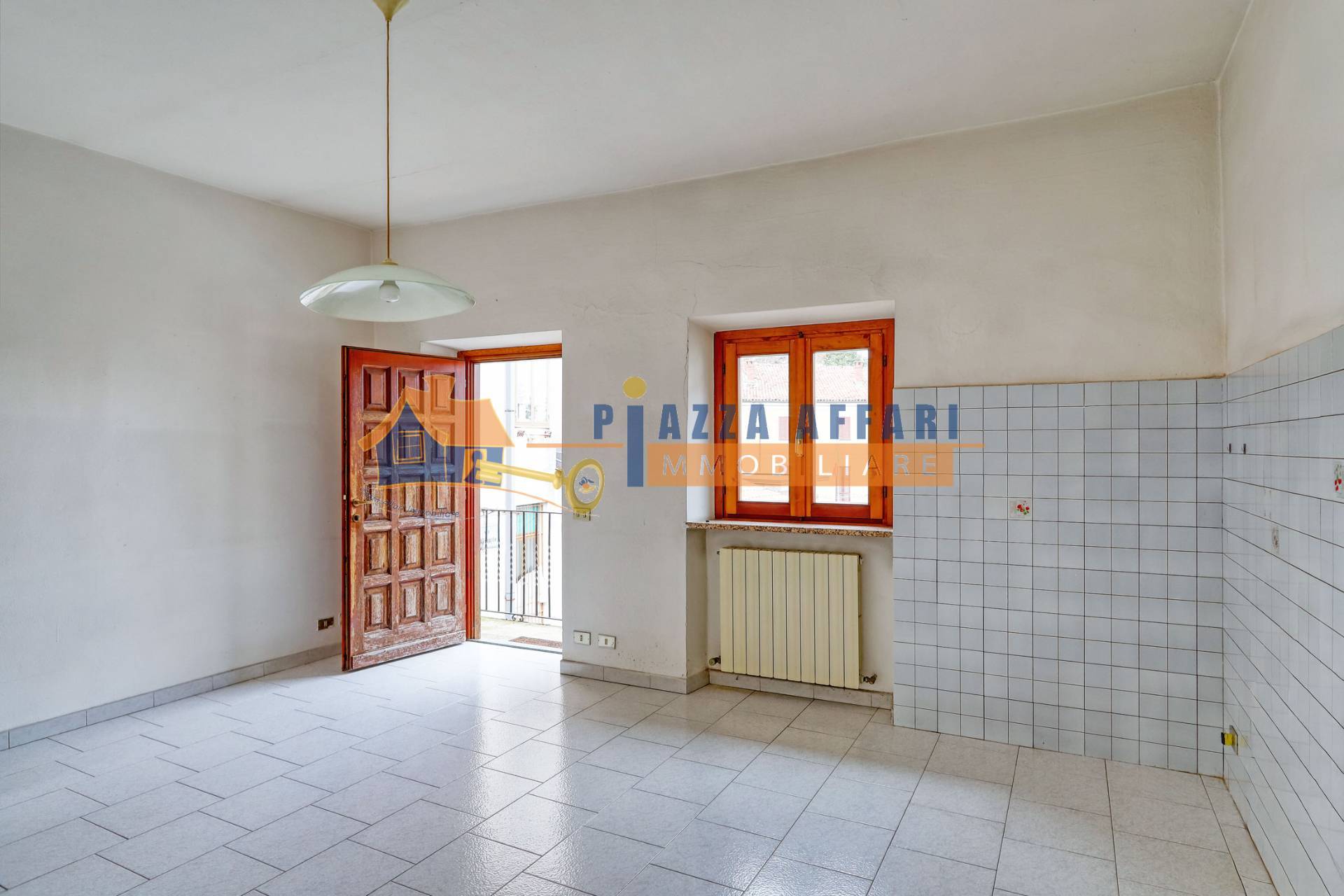 Porzione di Casa Terra / Cielo in vendita a Caronno Varesino