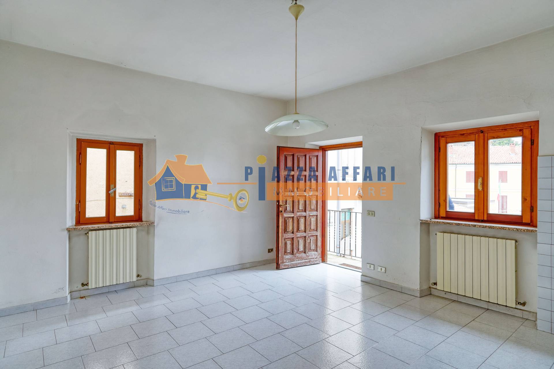 Porzione di Casa Terra / Cielo in vendita a Caronno Varesino