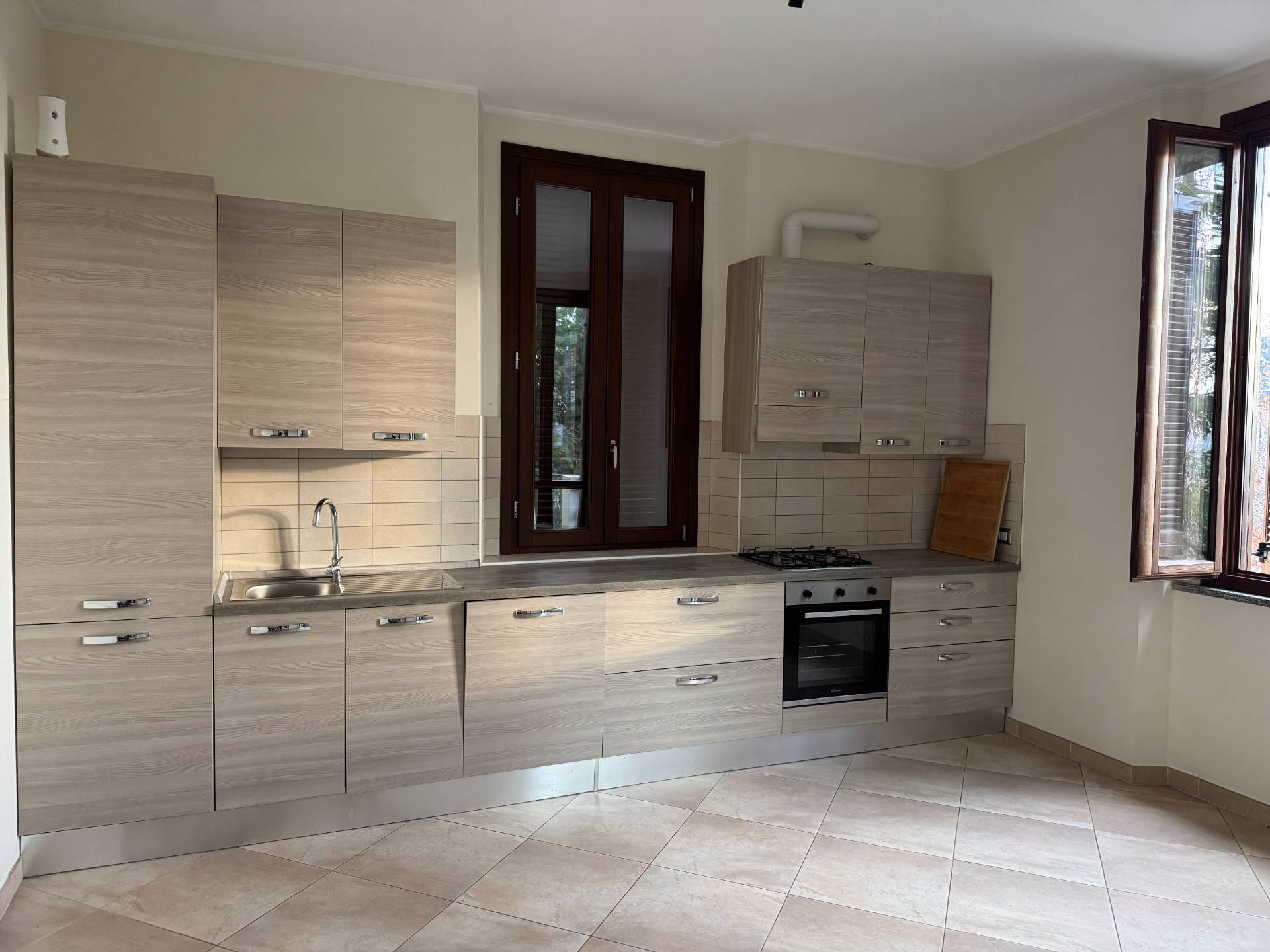 Appartamento in affitto a Caronno Varesino