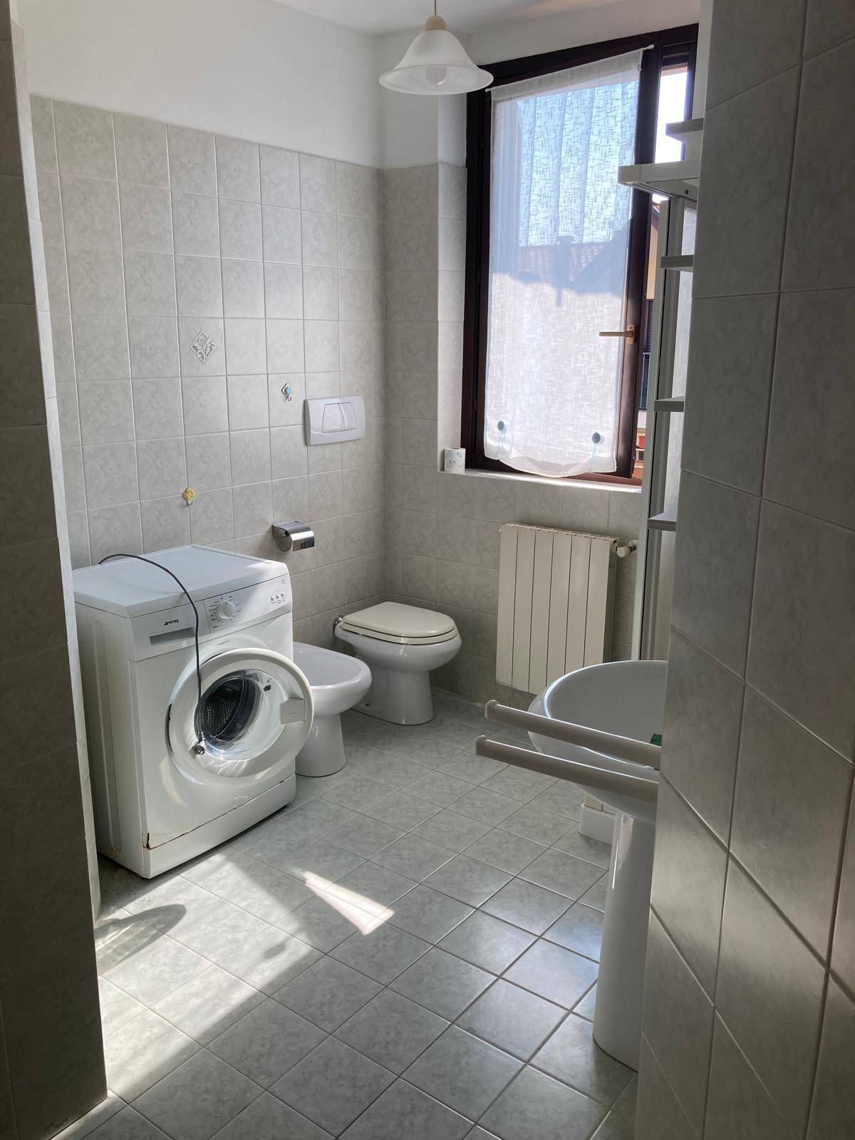 Appartamento in affitto a Cardano al Campo