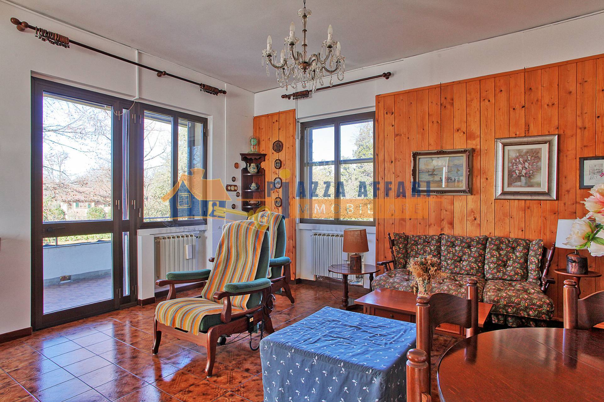 Villa in vendita a Castronno