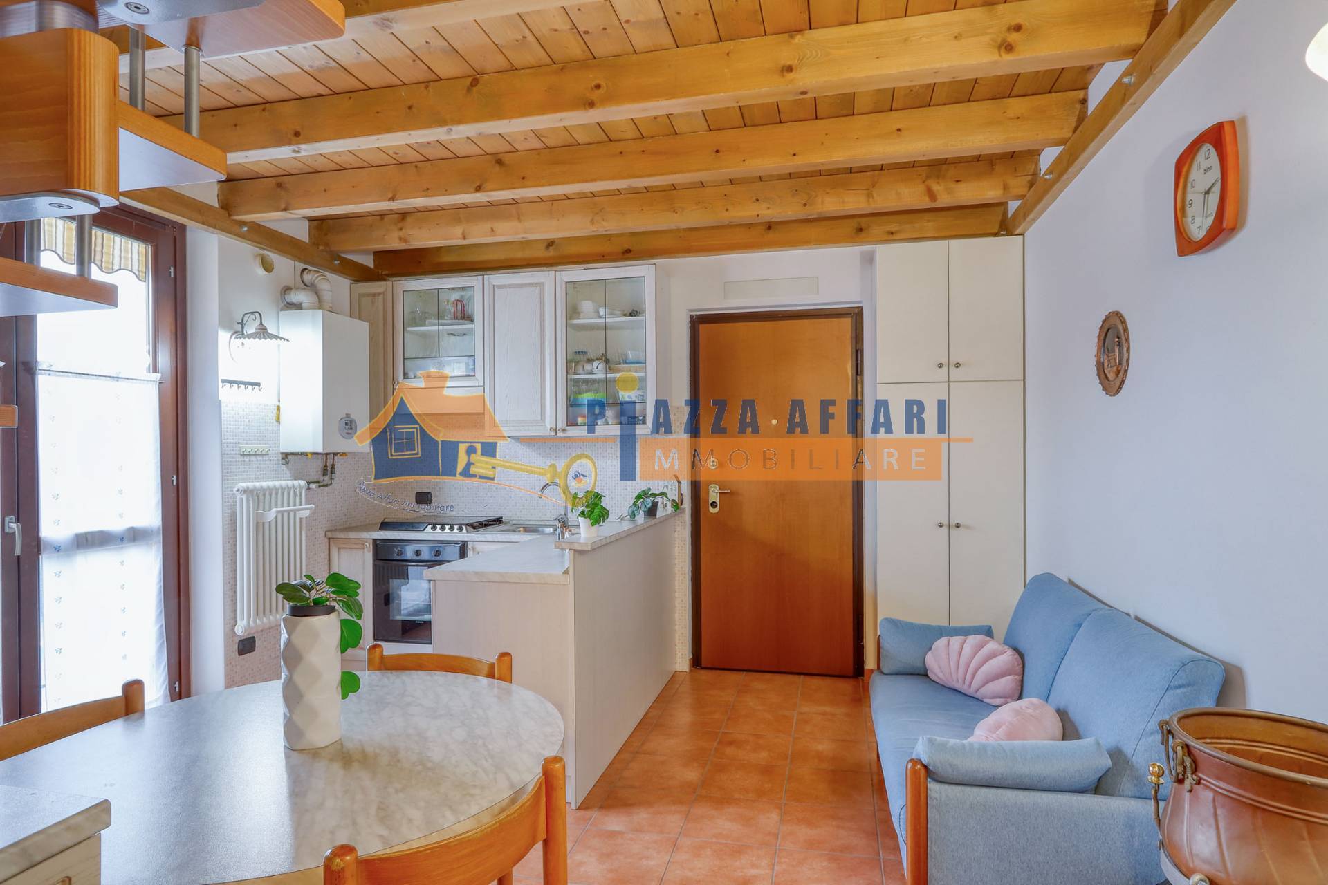 Appartamento in vendita a Brezzo di Bedero