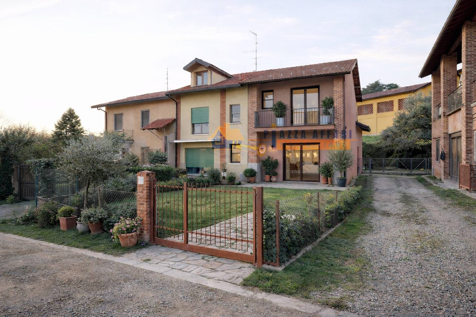 Rustico in vendita a Oggiona con Santo Stefano