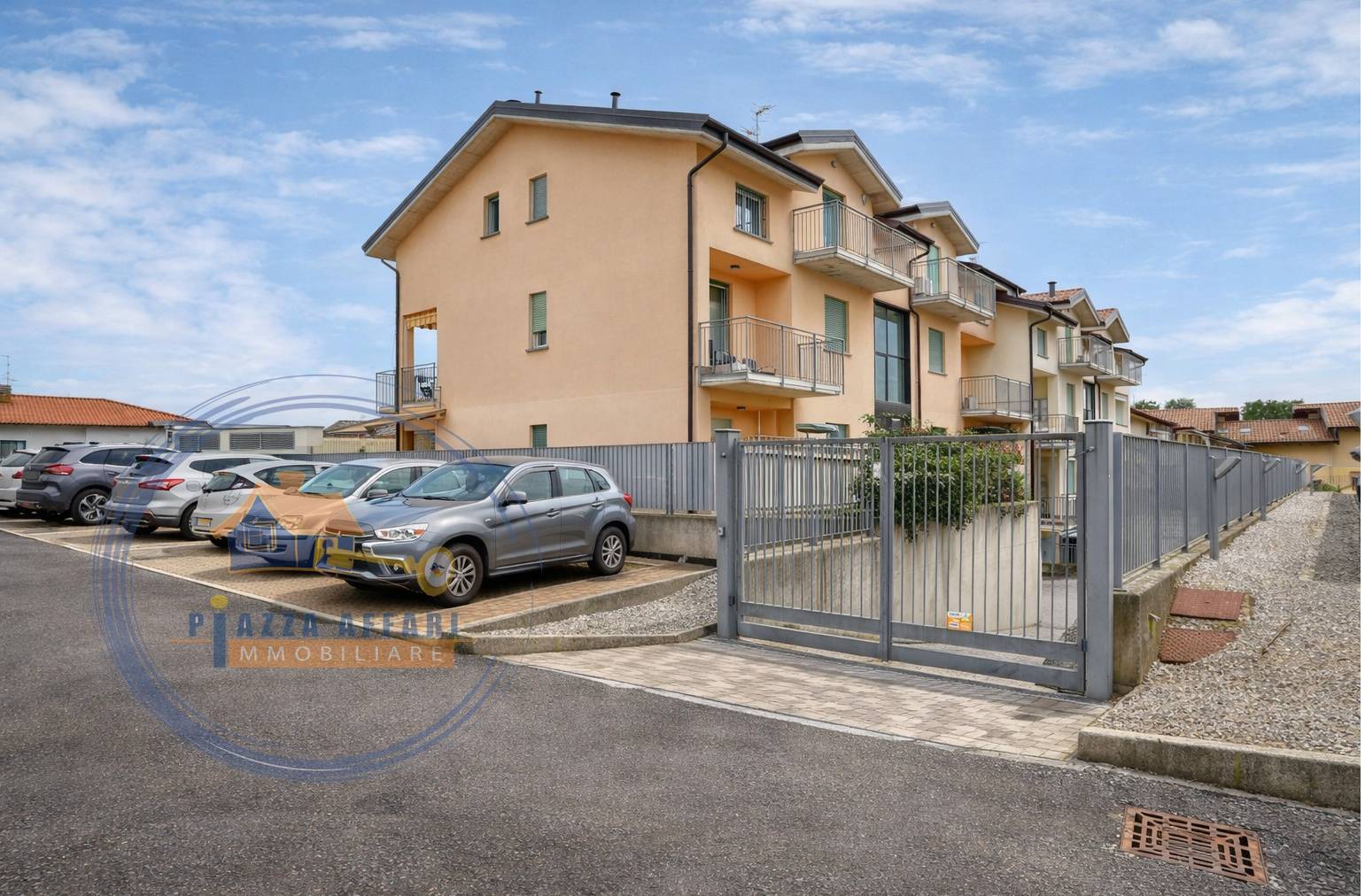 Appartamento in vendita a Carnago, Rovate