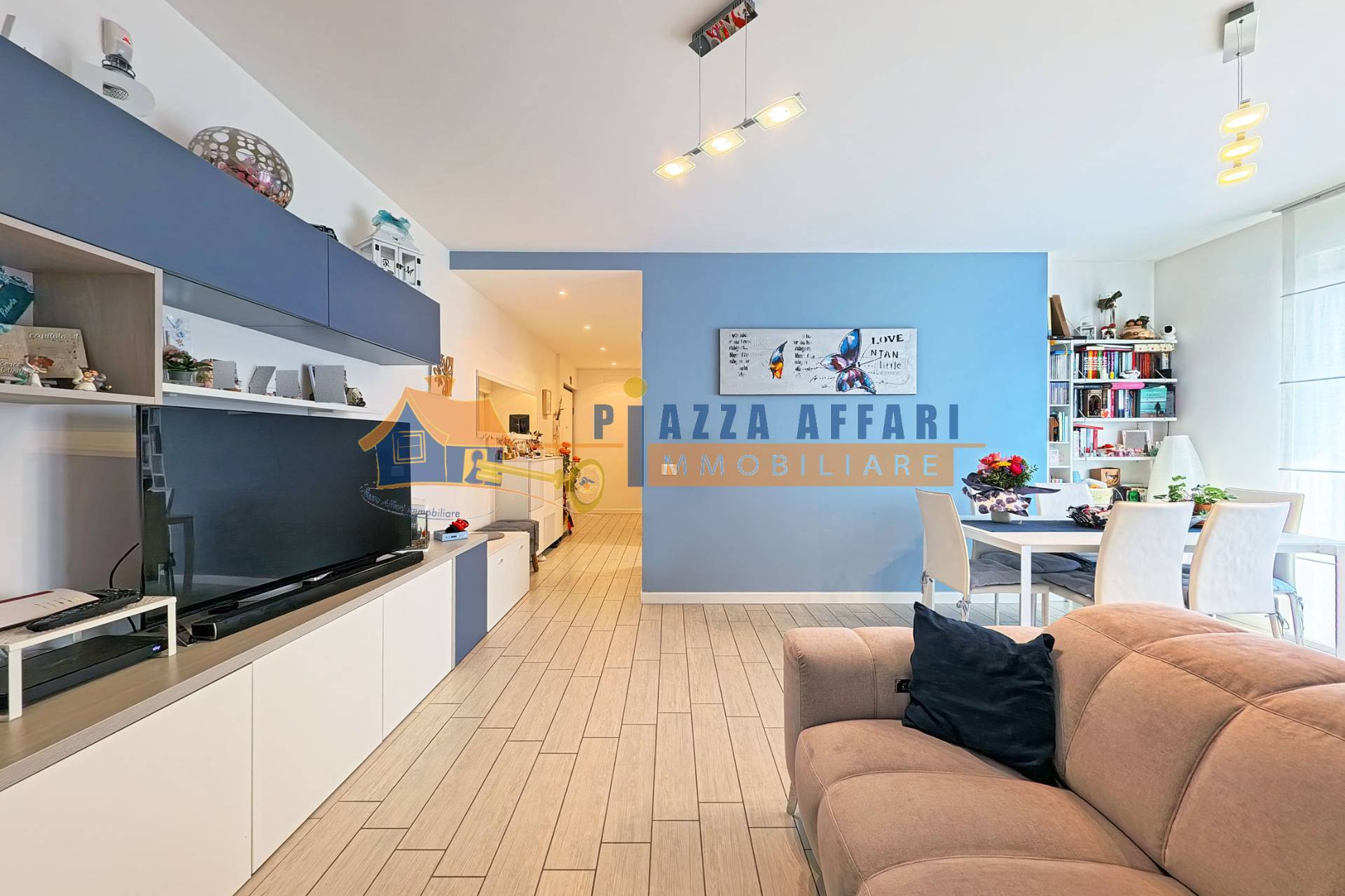 Appartamento in vendita a Carnago, Rovate