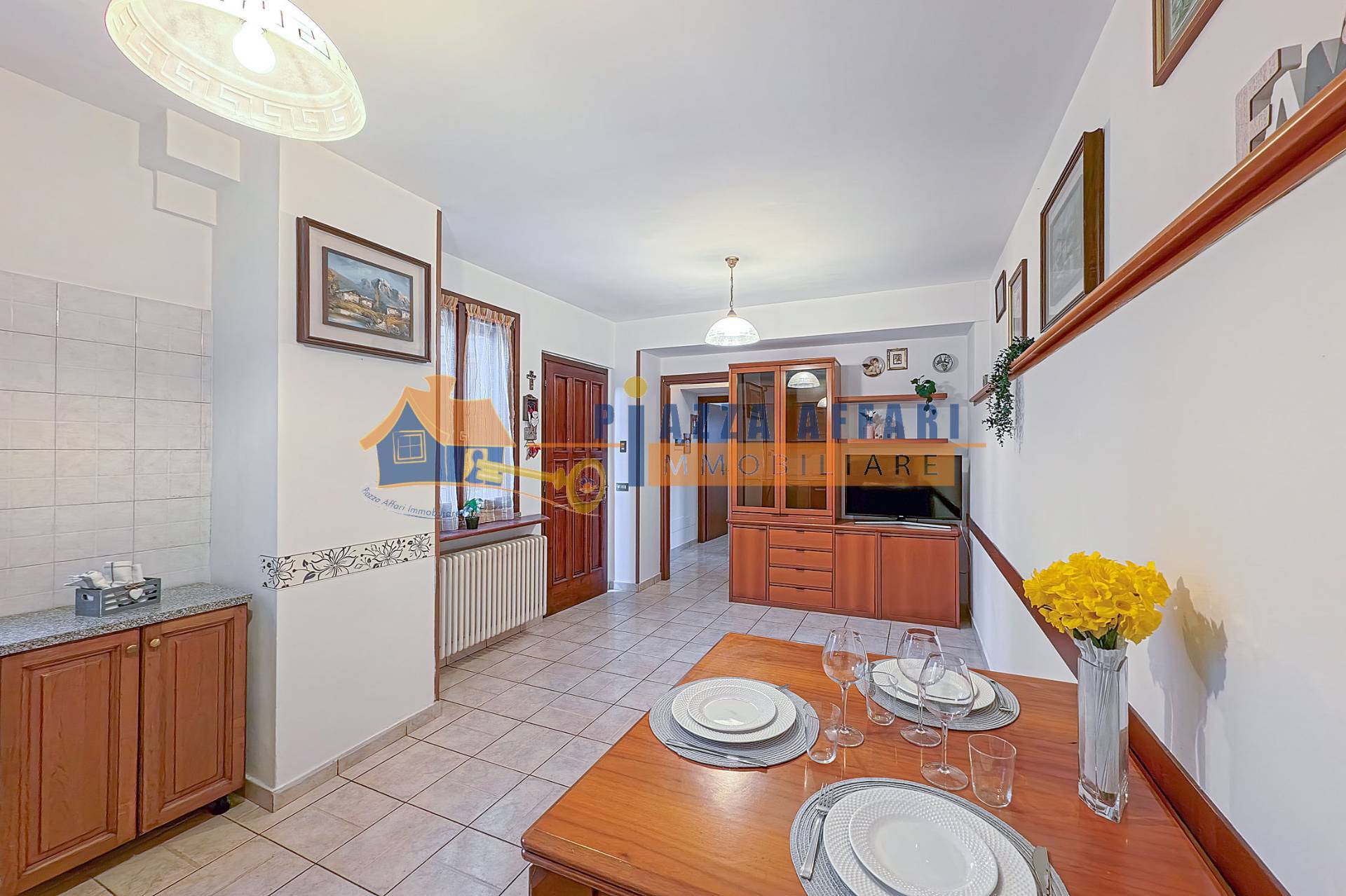 Appartamento in vendita a Caronno Varesino, Travaino