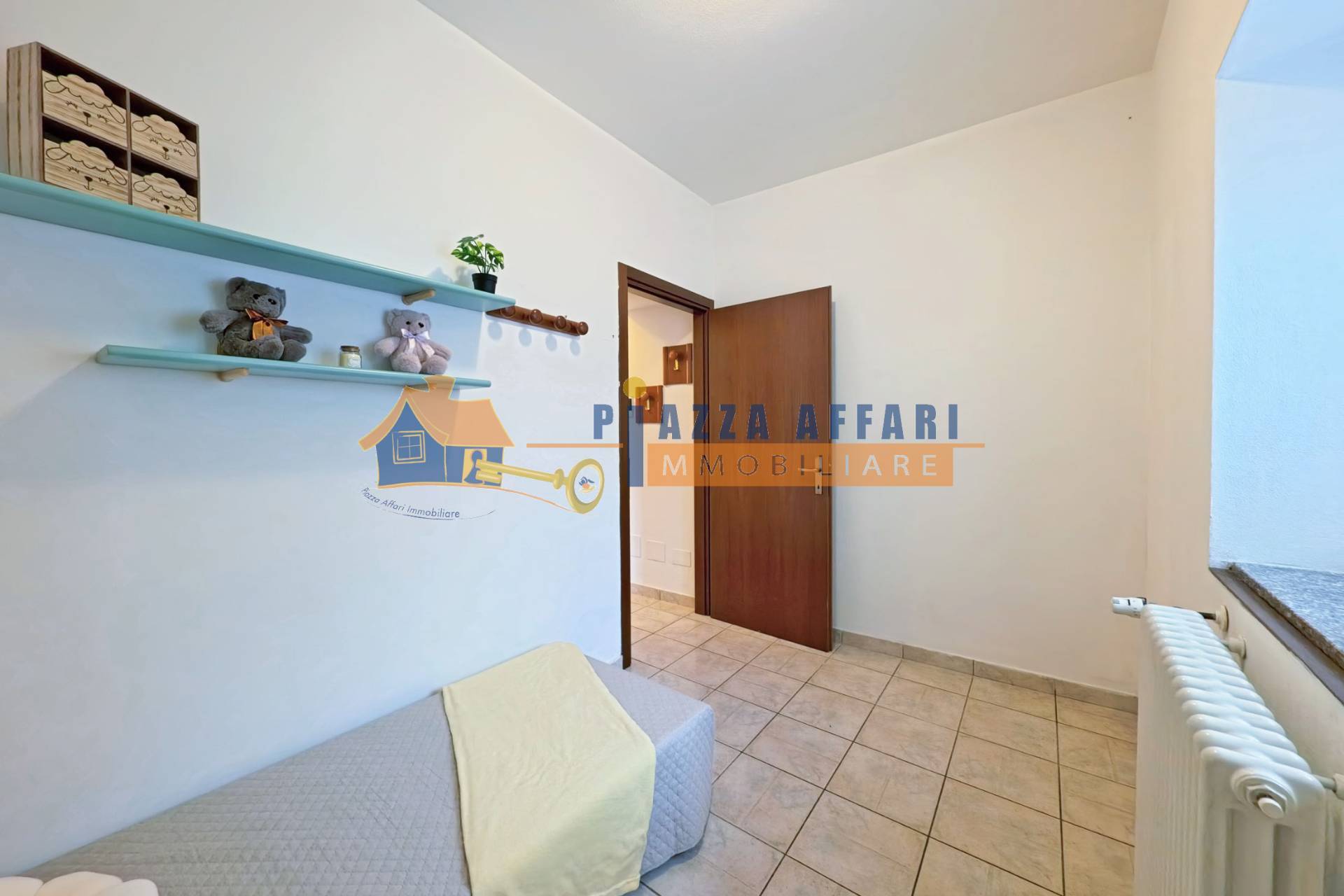 Appartamento in vendita a Caronno Varesino, Travaino