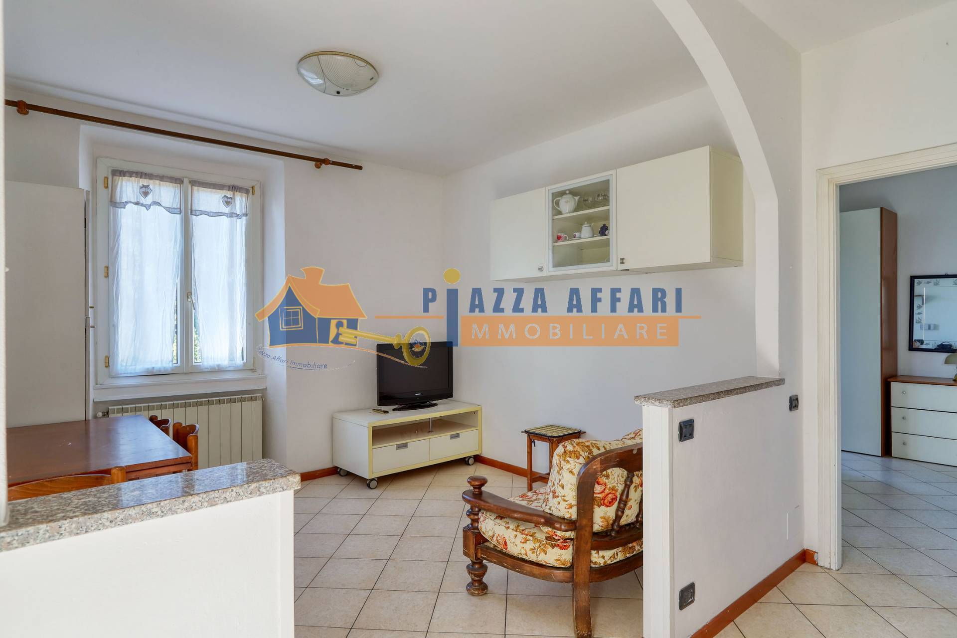 Appartamento in vendita a Caronno Varesino