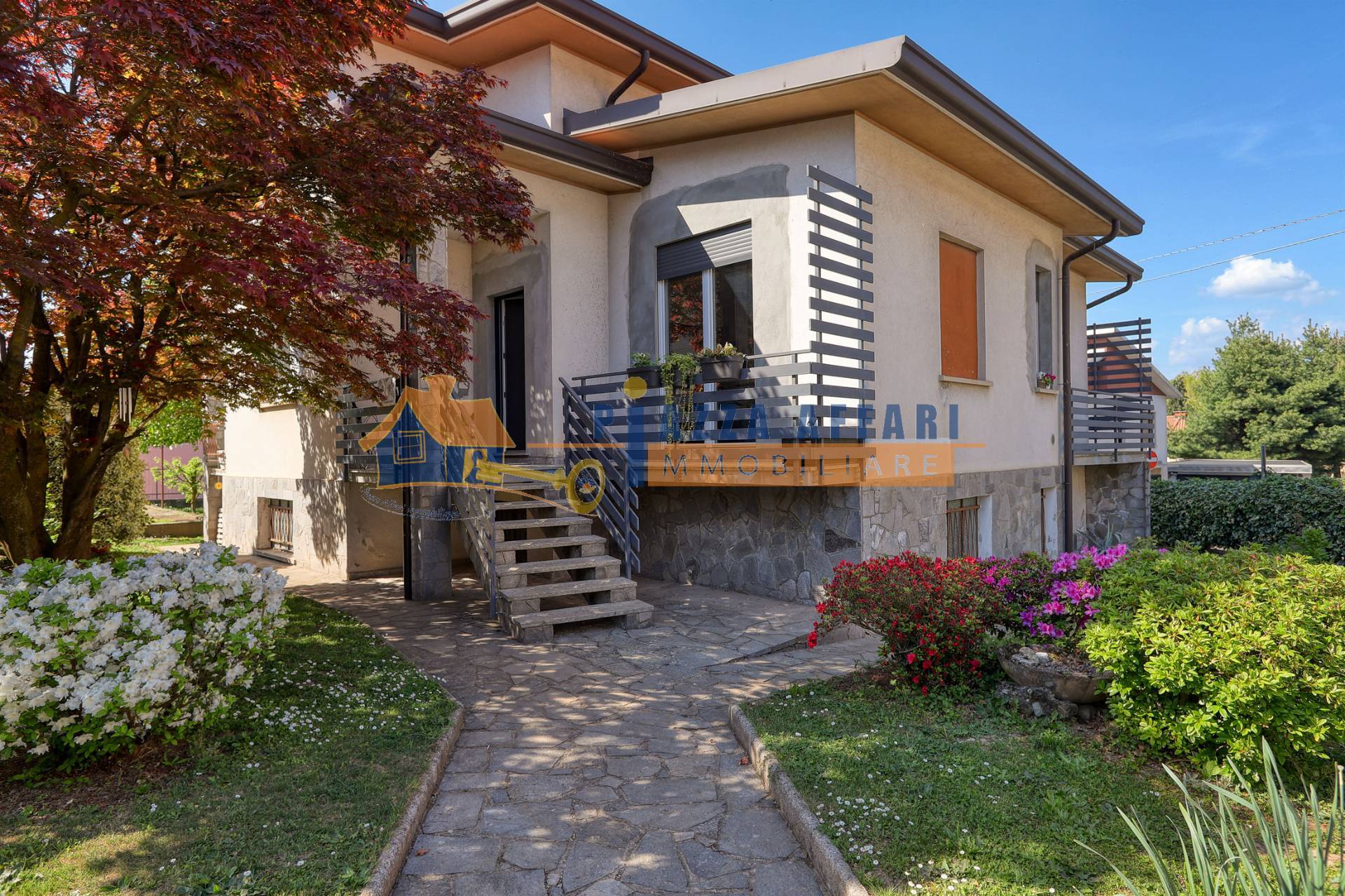 Villa in vendita a Solbiate Arno, Monte