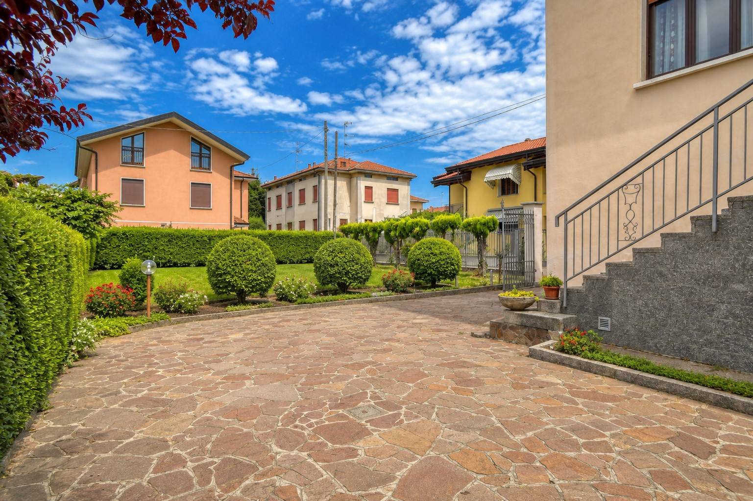 Casa singola in vendita a Carnago, Palazzetto