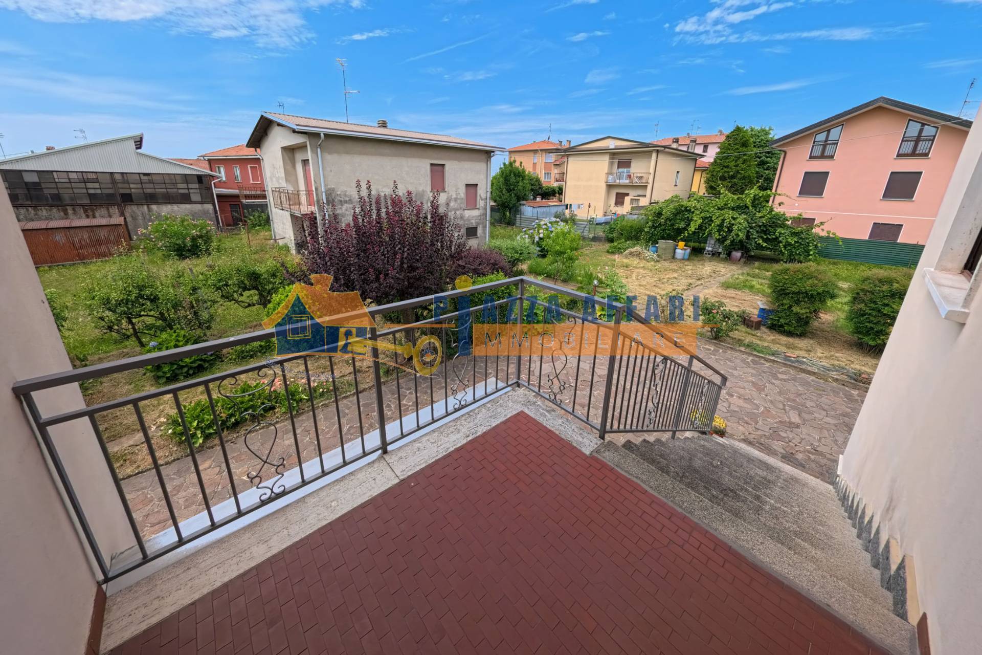 Casa singola in vendita a Carnago, Palazzetto