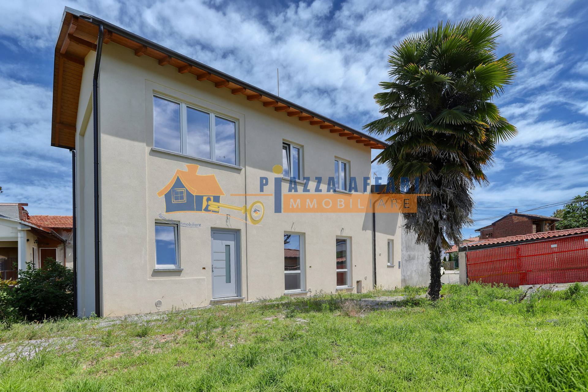 Porzione di Casa Terra / Cielo in vendita a Carnago, Borghetto