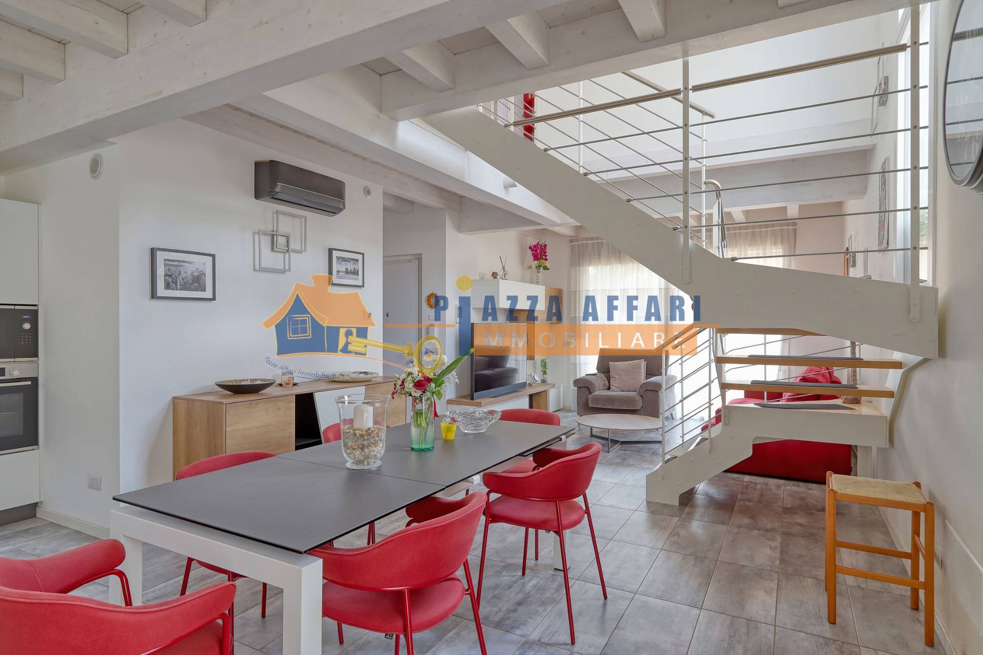 Villa in vendita a Solbiate Arno, Cascina Maggiolino