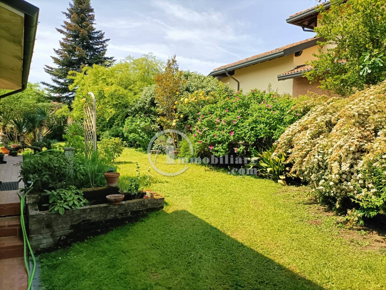 Villa Singola in vendita a Carpiano