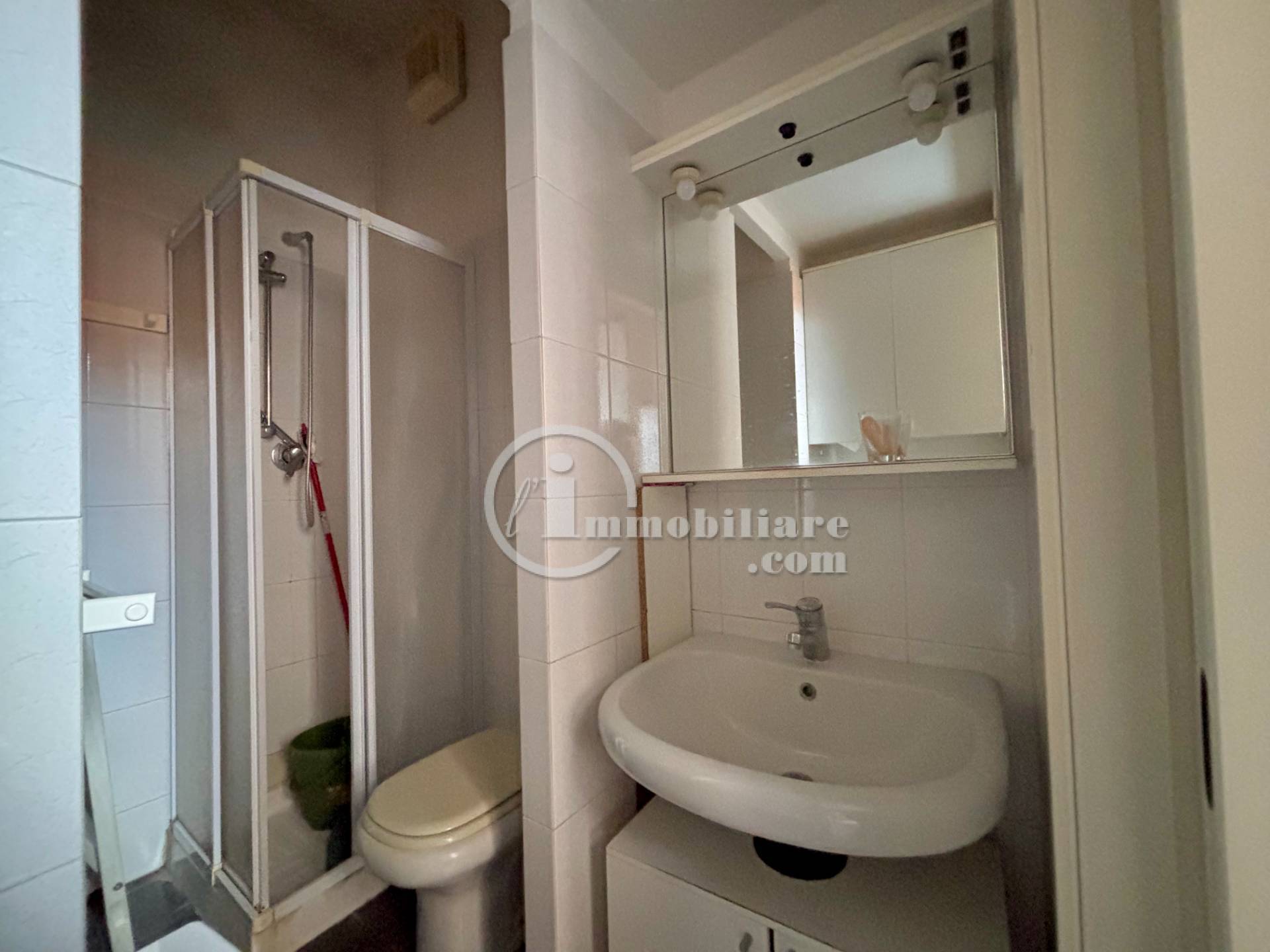 Appartamento in vendita a Corsico, s.adele