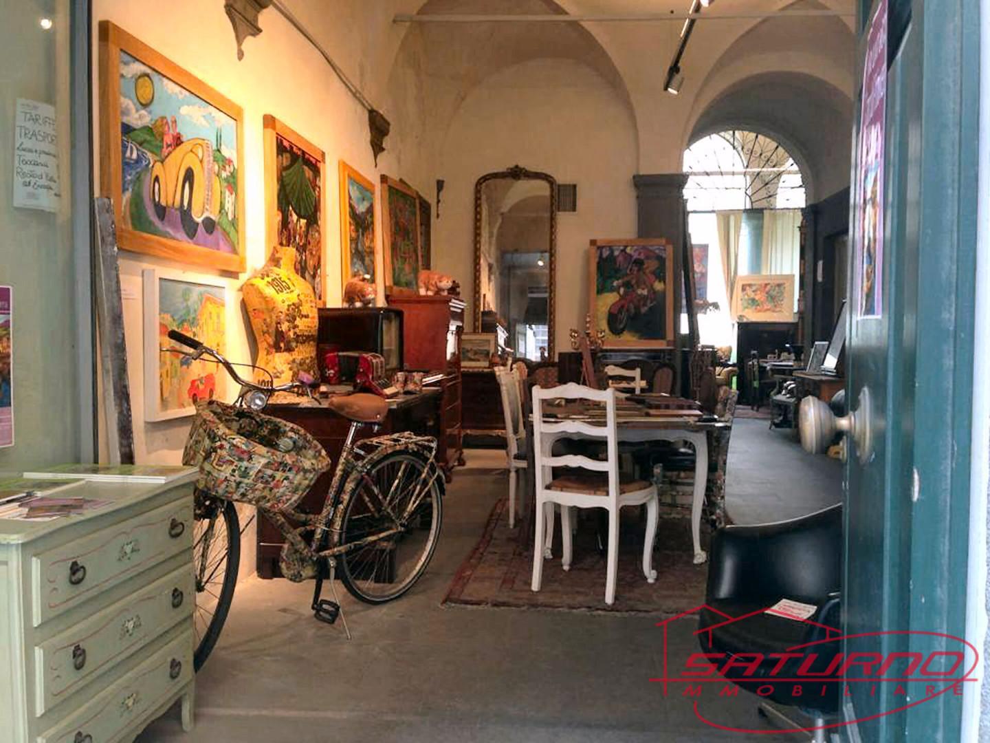 Locale commerciale in vendita, Lucca centro storico