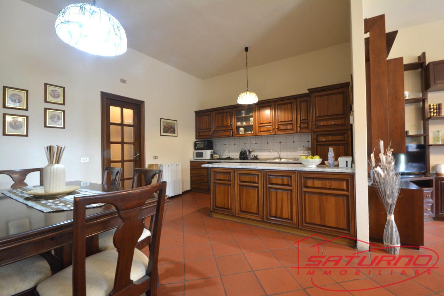 Quadrilocale ristrutturato, Capannori lammari