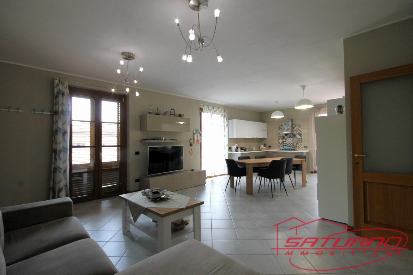 Quadrilocale in vendita, Borgo a Mozzano domazzano