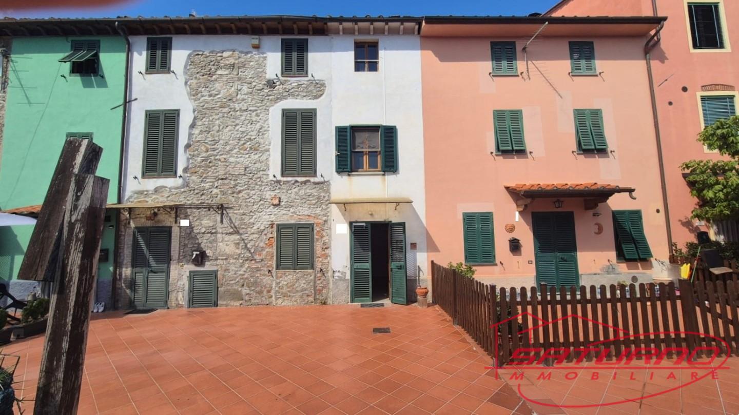 Casa indipendente da ristrutturare, Capannori marlia