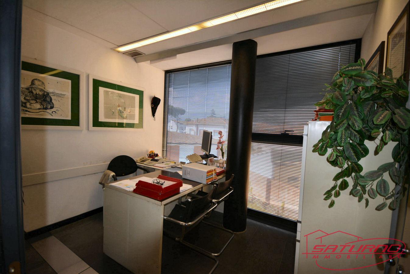 Ufficio in vendita, Lucca sant'anna