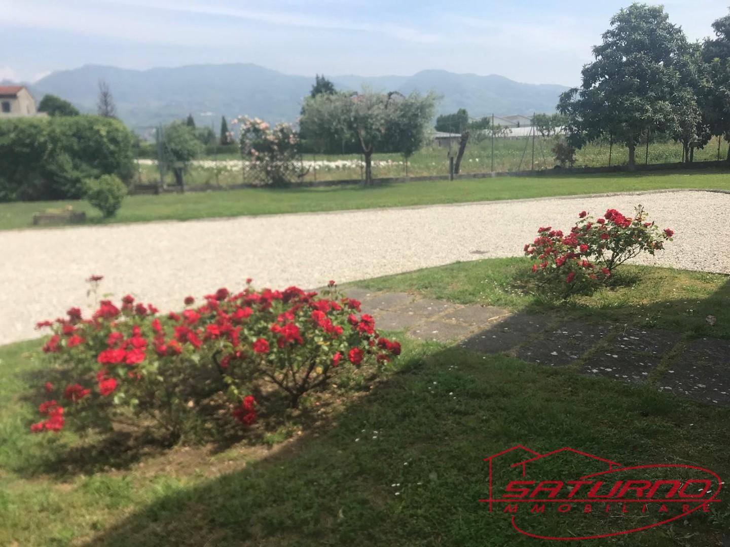 Rustico con giardino, Lucca san cassiano a vico