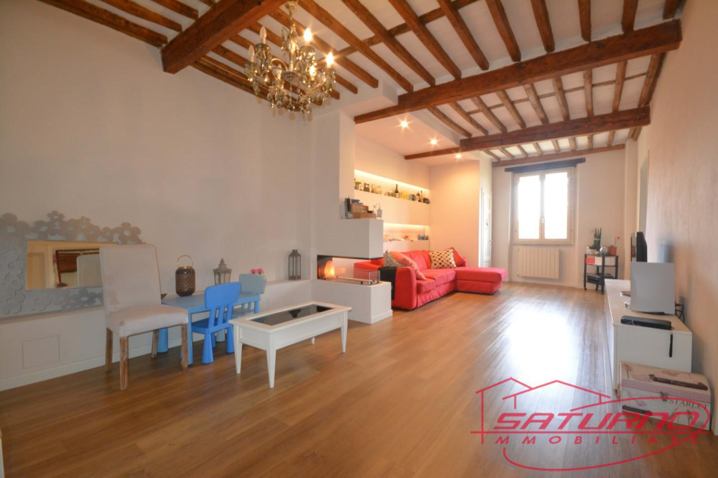 Appartamento in vendita, Lucca centro storico