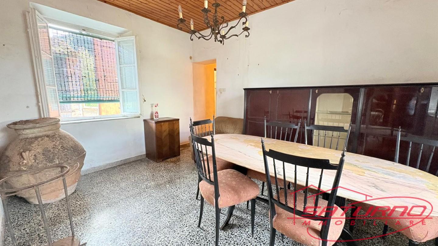 Quadrilocale con giardino, Lucca cerasomma