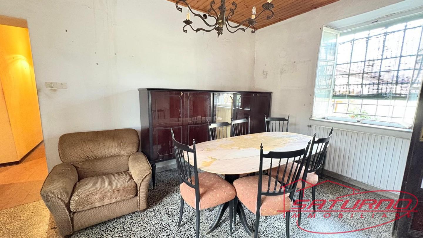 Quadrilocale con giardino, Lucca cerasomma